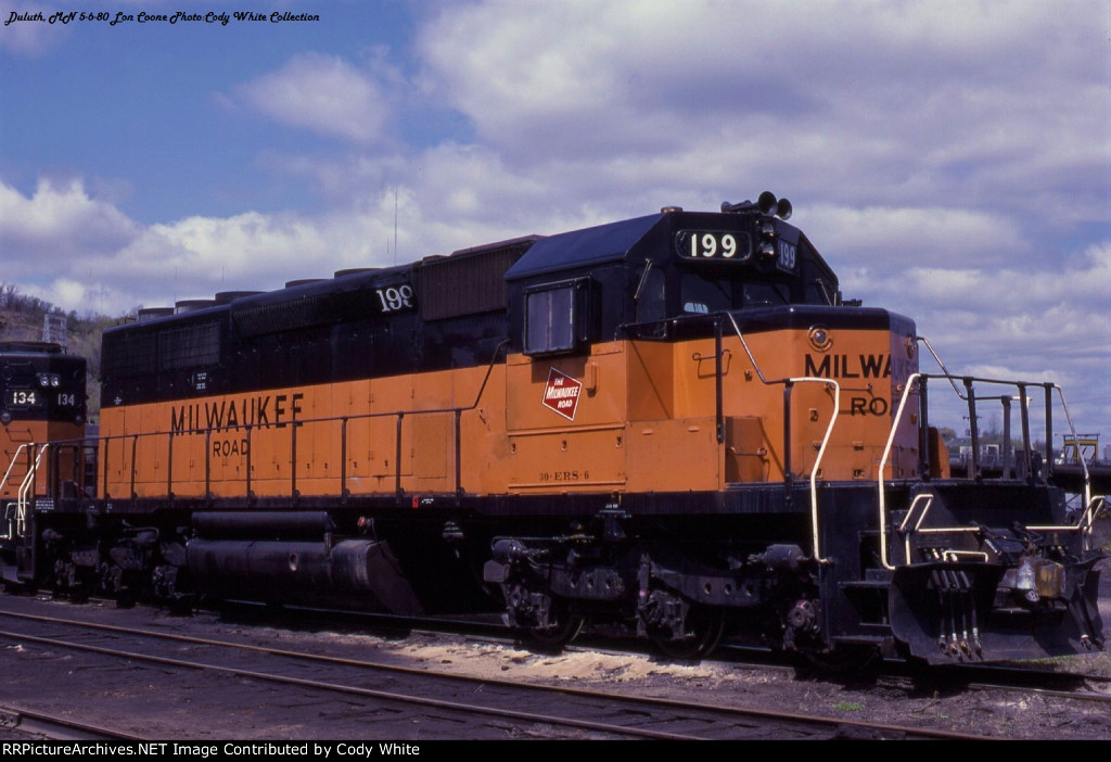 Milwaukee Road SD40-2 199